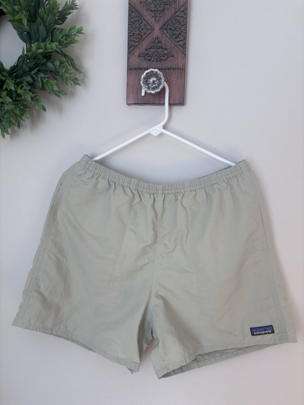 Patagonia Mens Size Large Baggies Swim Trunks Shorts Sage Green 5" Inseam
